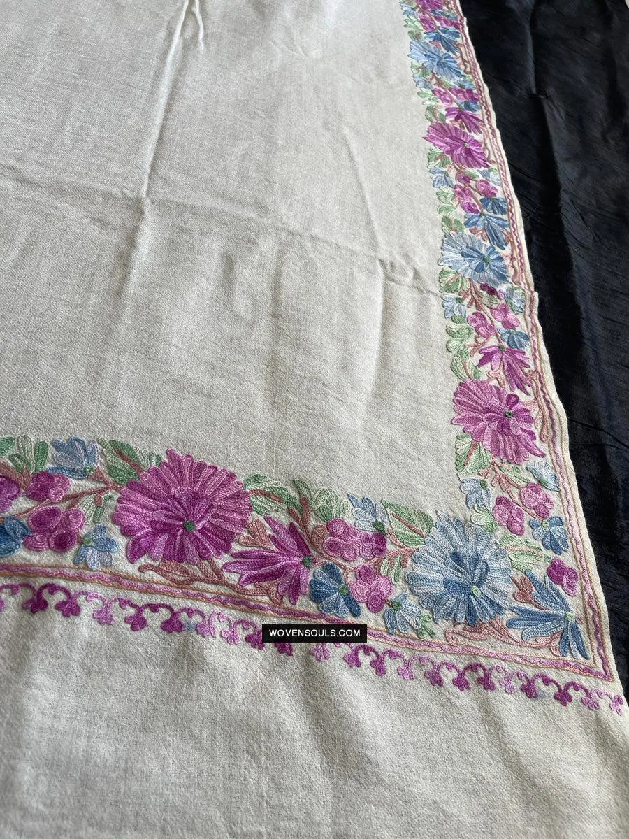 1699 SOLD White Embroidered Stole Shawl - Kashmir