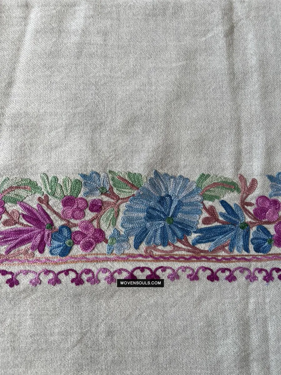1699 SOLD White Embroidered Stole Shawl - Kashmir