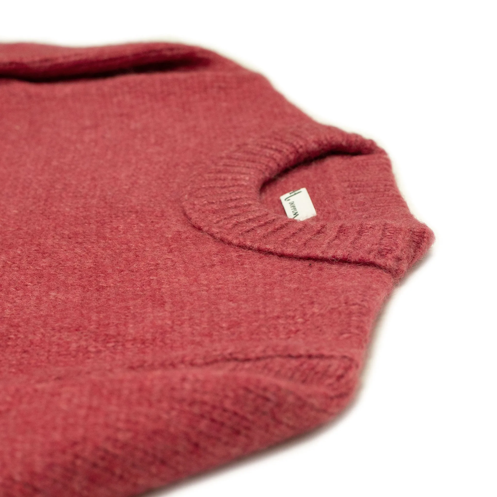 Aappio crewneck sweater in raspberry alpaca wool mix