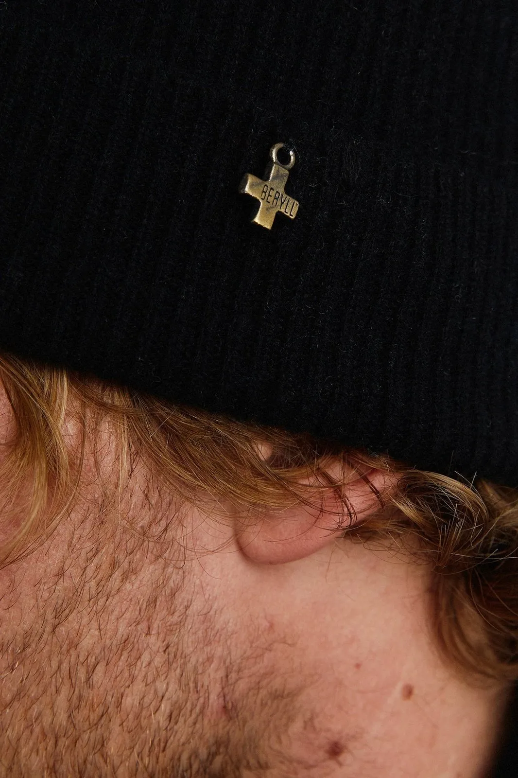   Beryll Cashmere Beanie | Black Rock