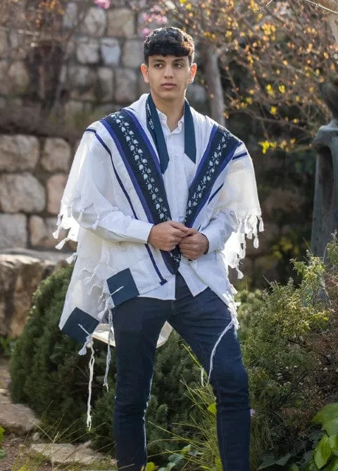 Blue Pomegranates Wool Tallit, Bar Mitzvah Tallit, Wedding Tallit, Tzitzit Chuppah Tallit