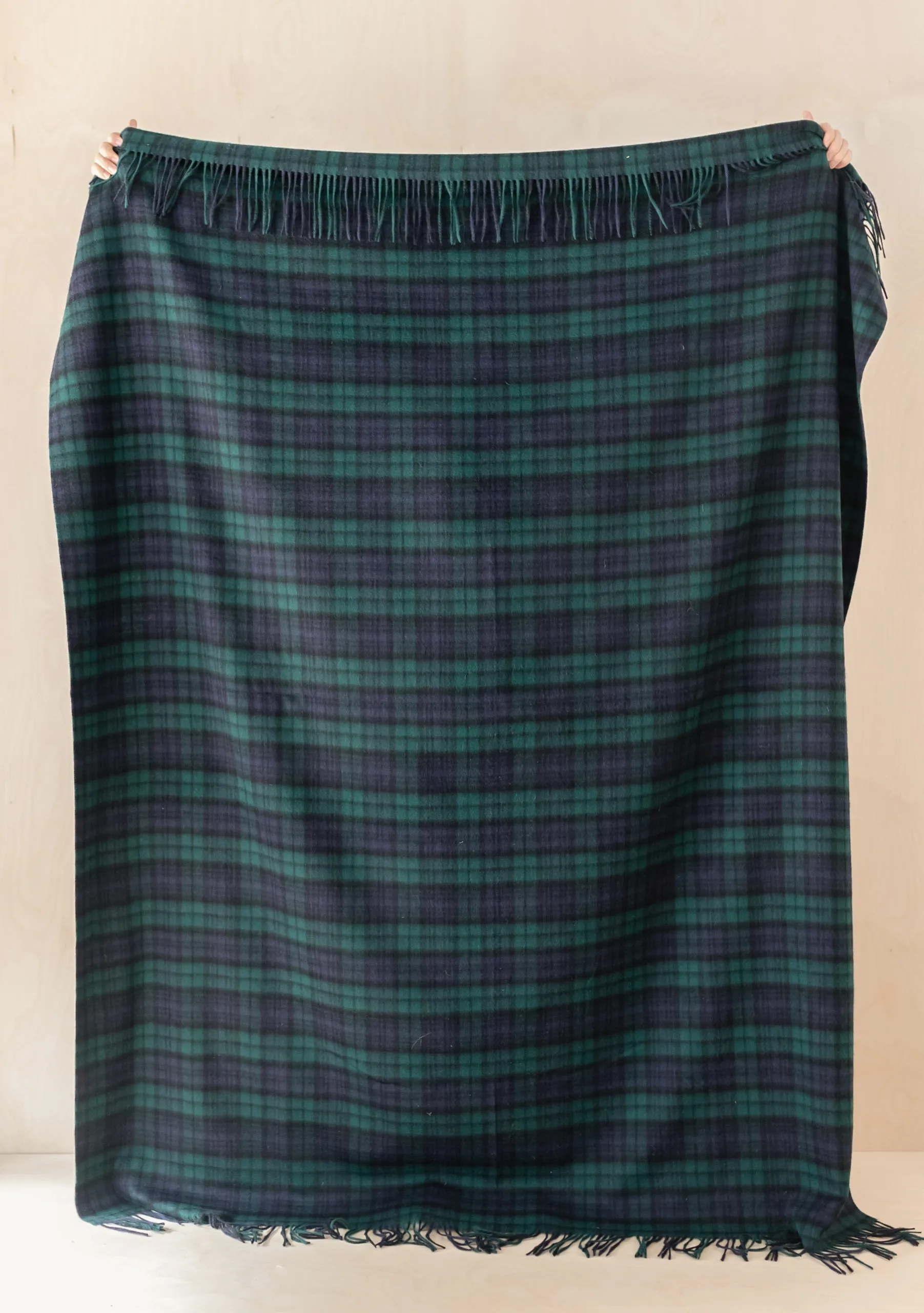 Cashmere Blanket in Black Watch Tartan