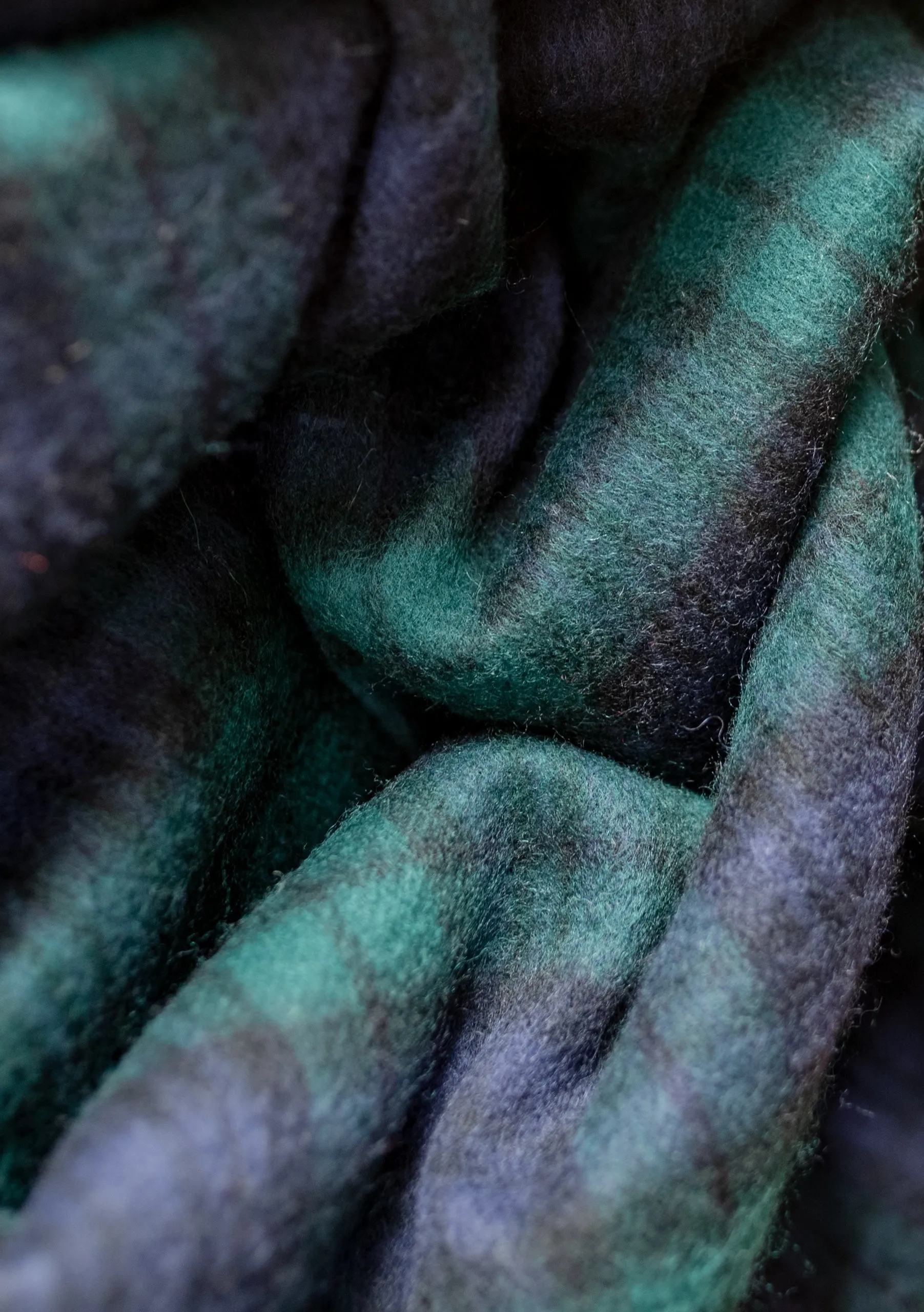 Cashmere Blanket in Black Watch Tartan