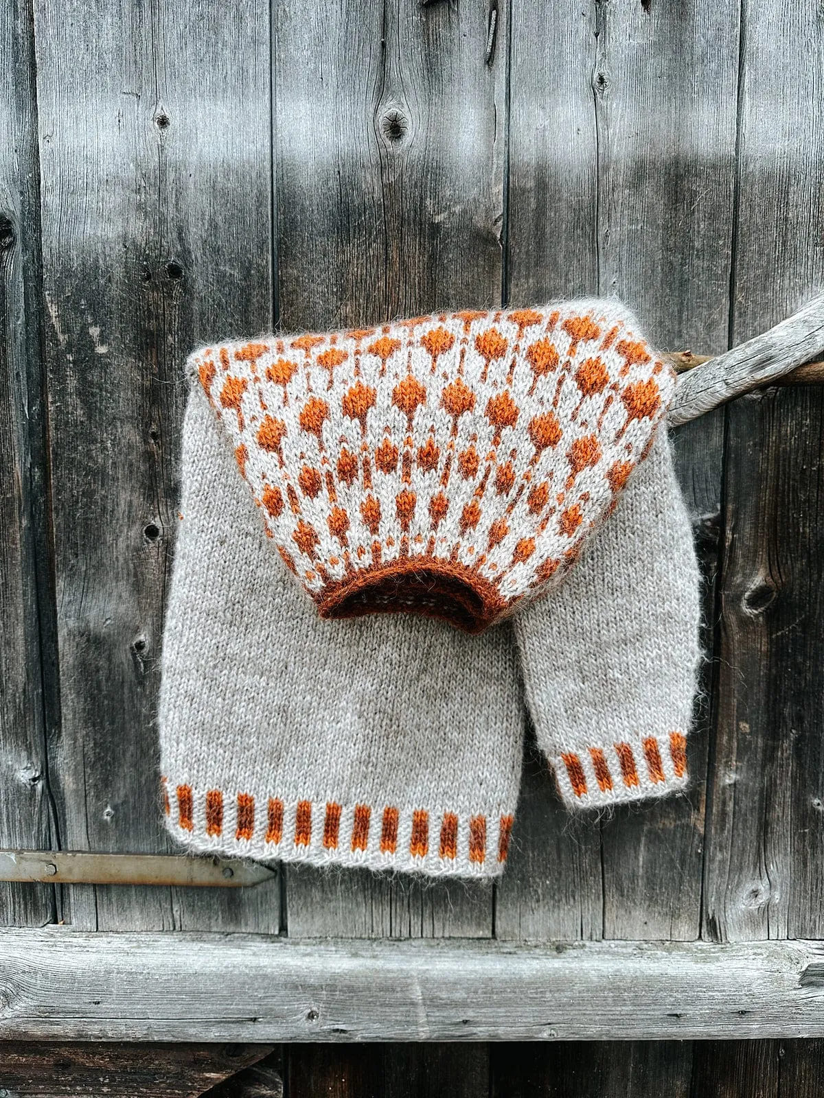 Cloudberry Beige Lettlopi Wool Sweater - Knitting kit