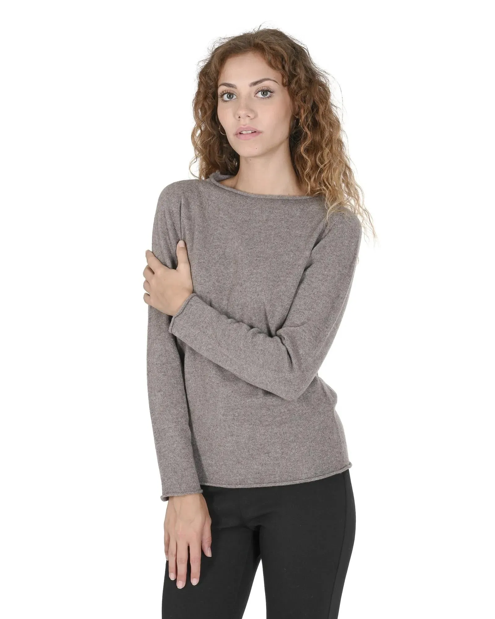 Crown of Edinburgh Cashmere Women's Cashmere Boatneck Sweater in Taupe - L