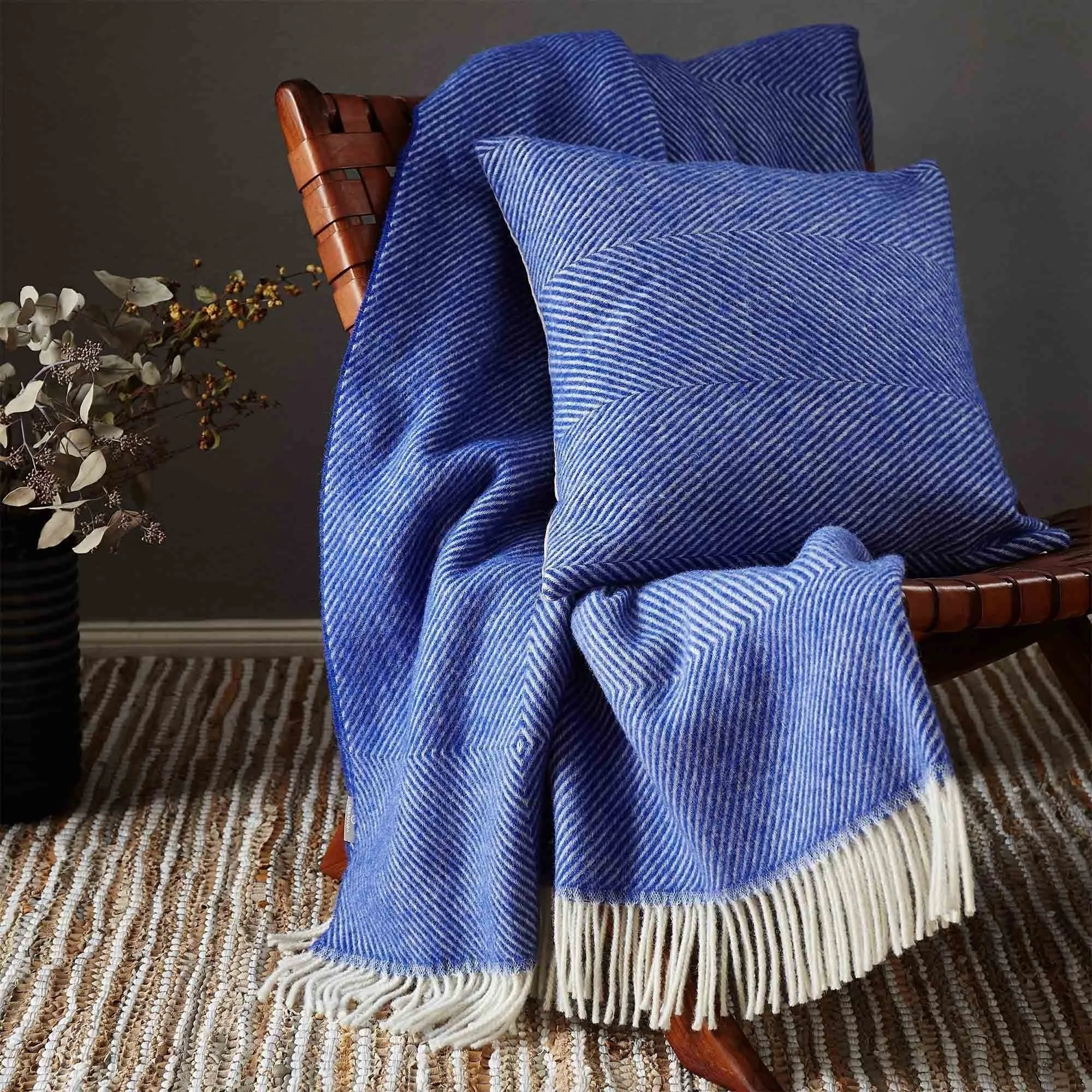 Gotland Wool Blanket [Ultramarine/Cream]
