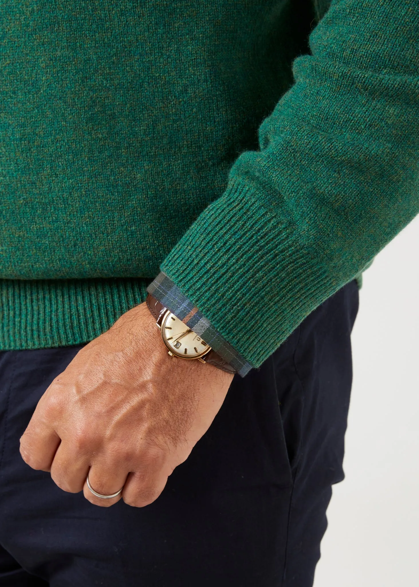 Hampshire Lambswool Jumper in Courgette - Classic Fit