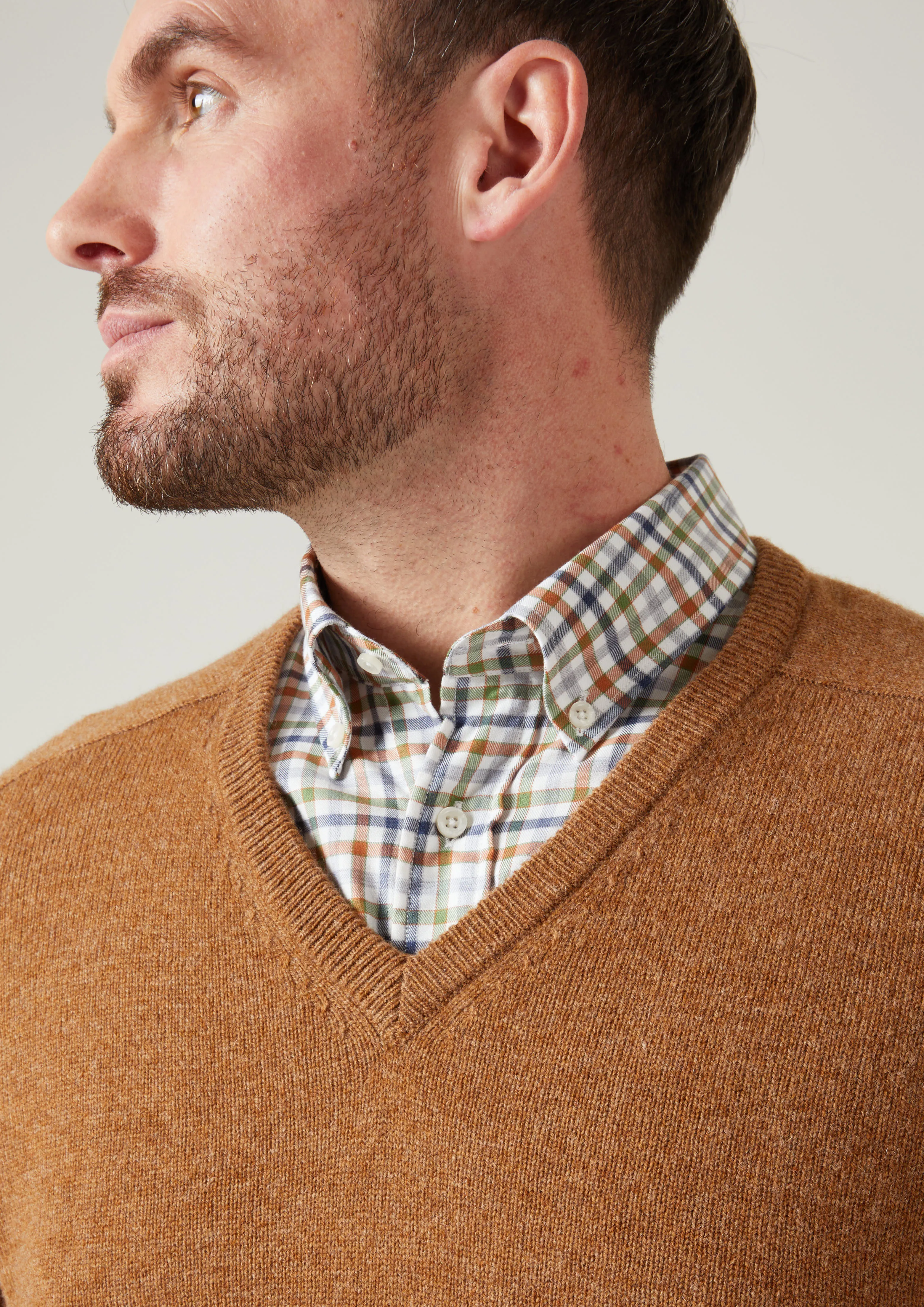 Kilsyth Men's Lambswool Jumper in Driftwood - Regular Fit