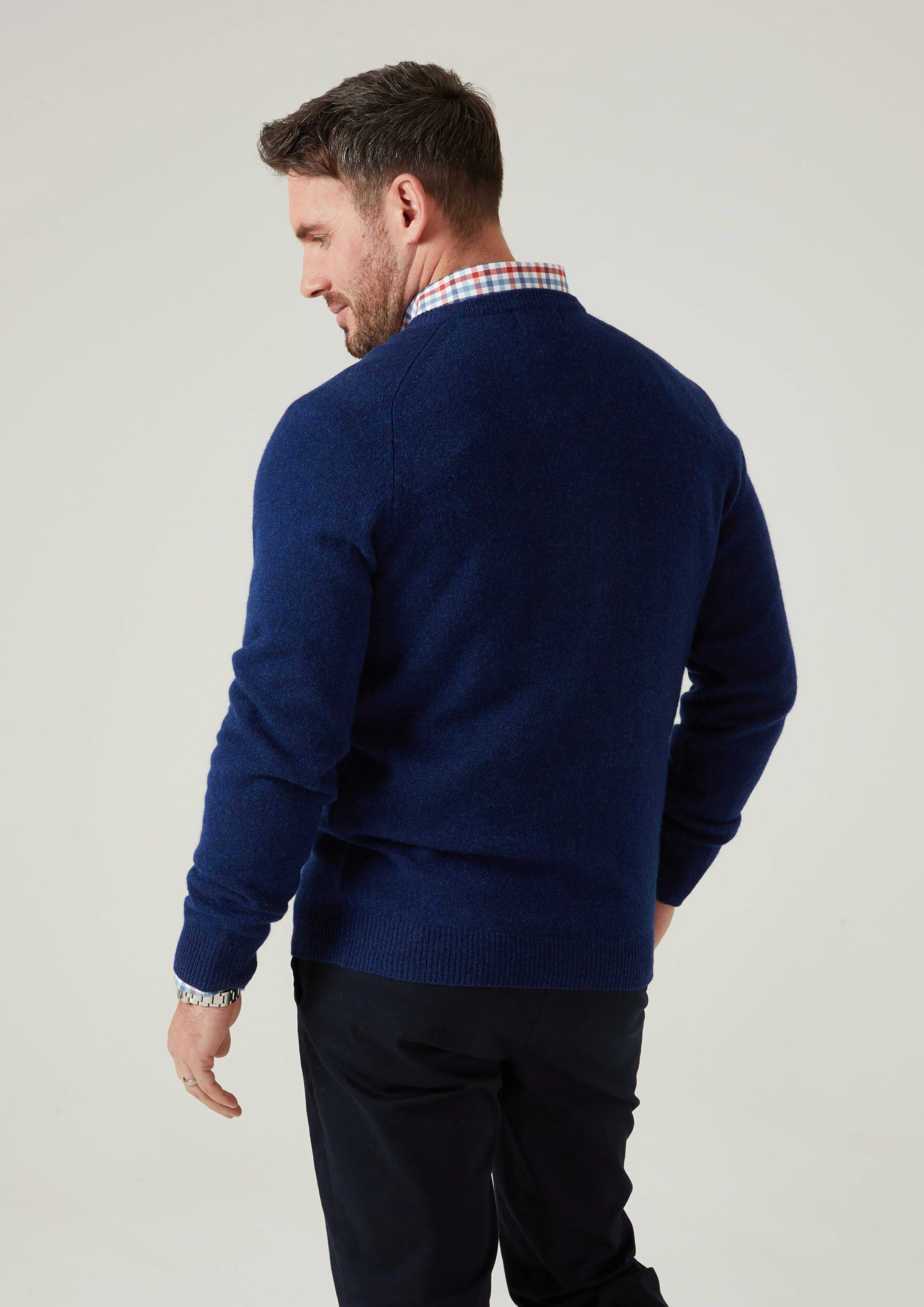 Kilsyth Men's Lambswool Jumper in Indigo - Regular Fit