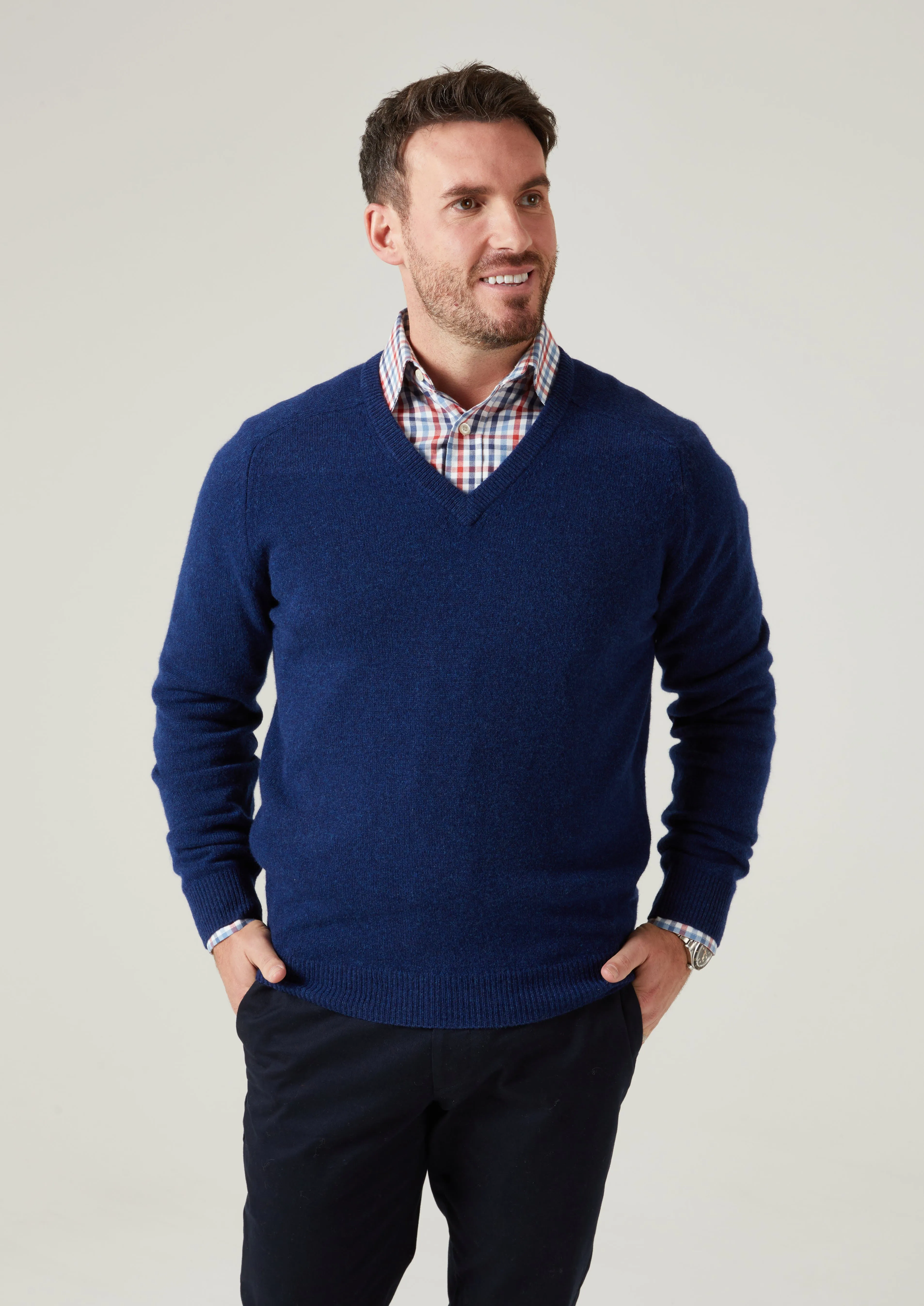 Kilsyth Men's Lambswool Jumper in Indigo - Regular Fit