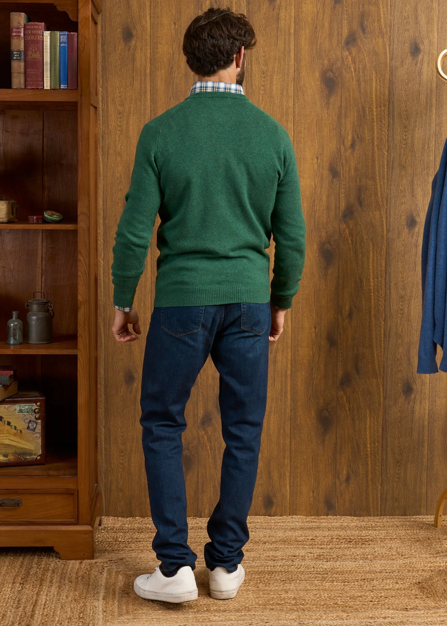 Lenzie Men's Lambswool Jumper In Courgette - Regular Fit