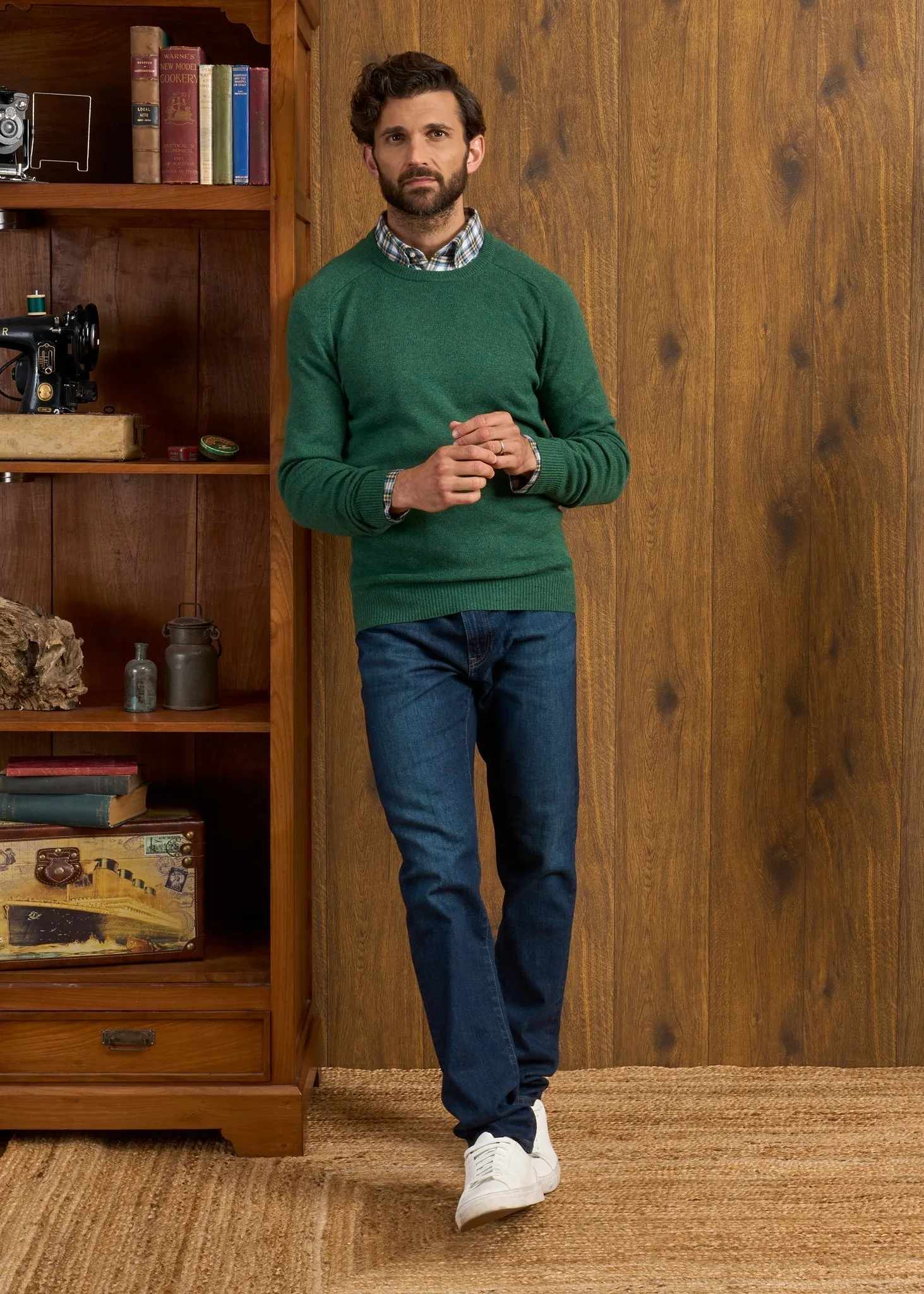 Lenzie Men's Lambswool Jumper In Courgette - Regular Fit
