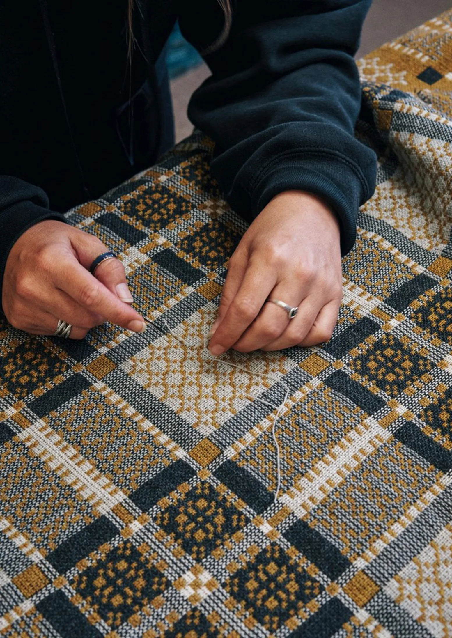 Melin Tregwynt Welsh Blanket | Mead/Ash