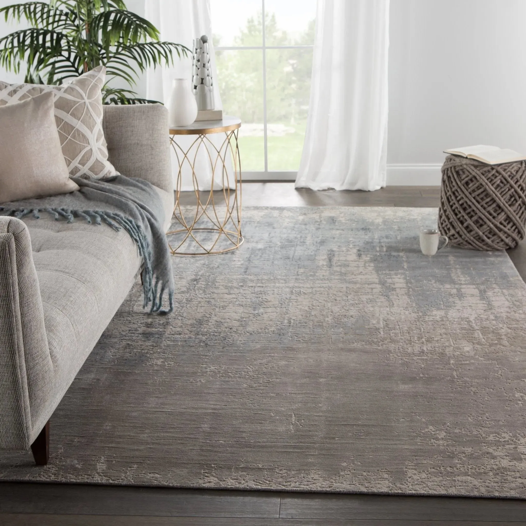 Tattvam by Kavi TVM01 Gray/Taupe Rug