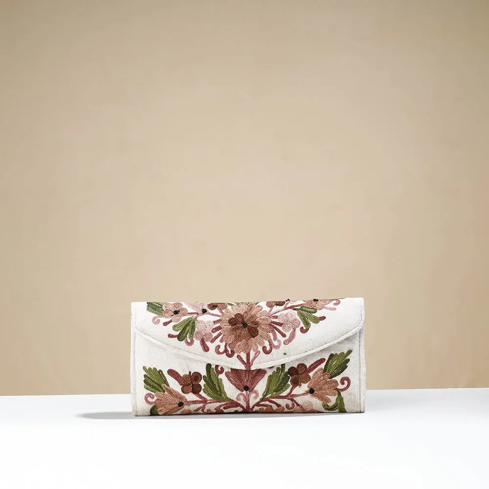 White - Original Chain Stitch Embroidery Velvet Wallet